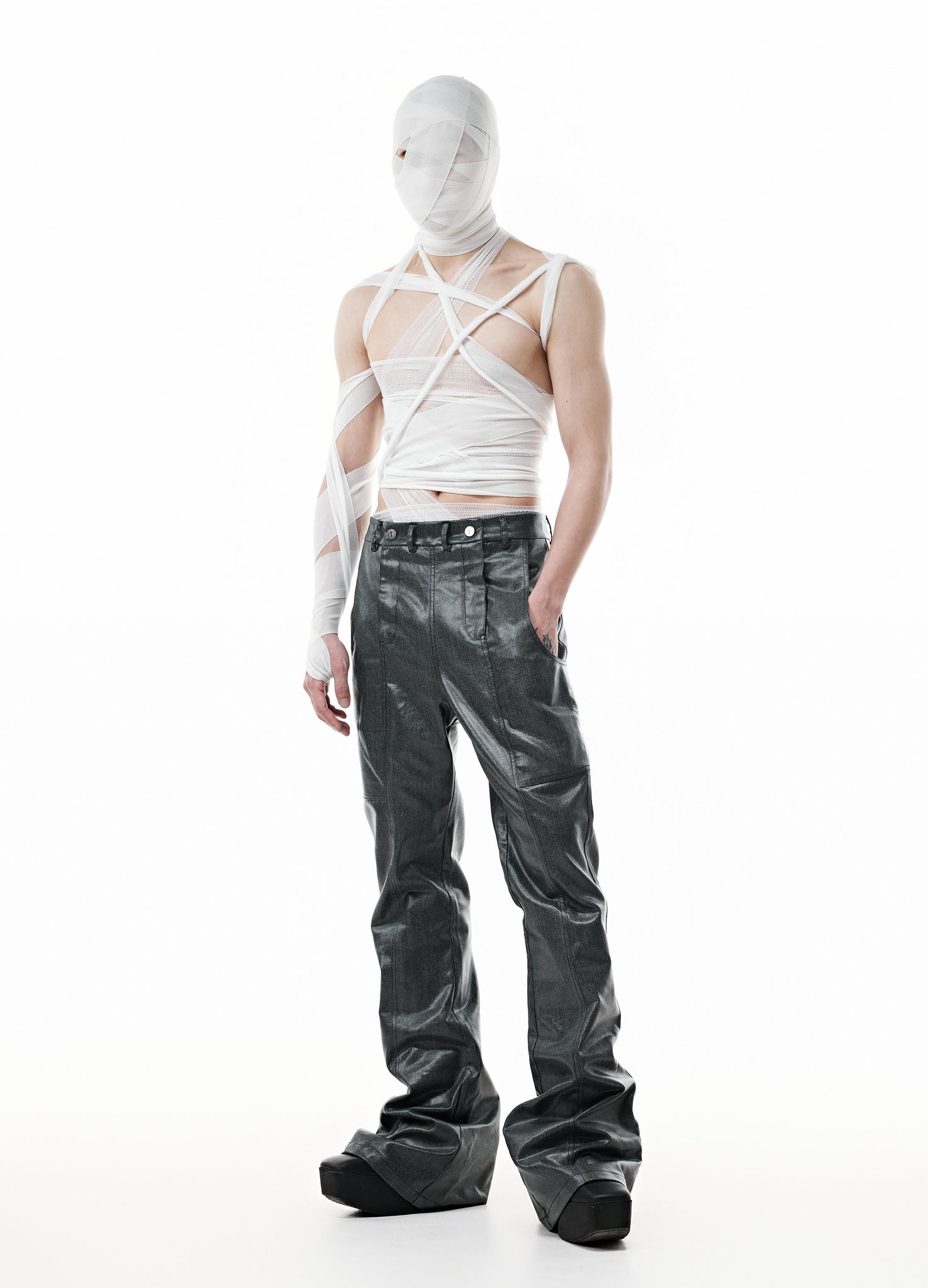 WAXED DRAPE DIVIDED PANTS