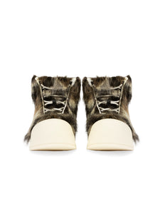 "FROSTED WOLF" FLUFFY BOOTS